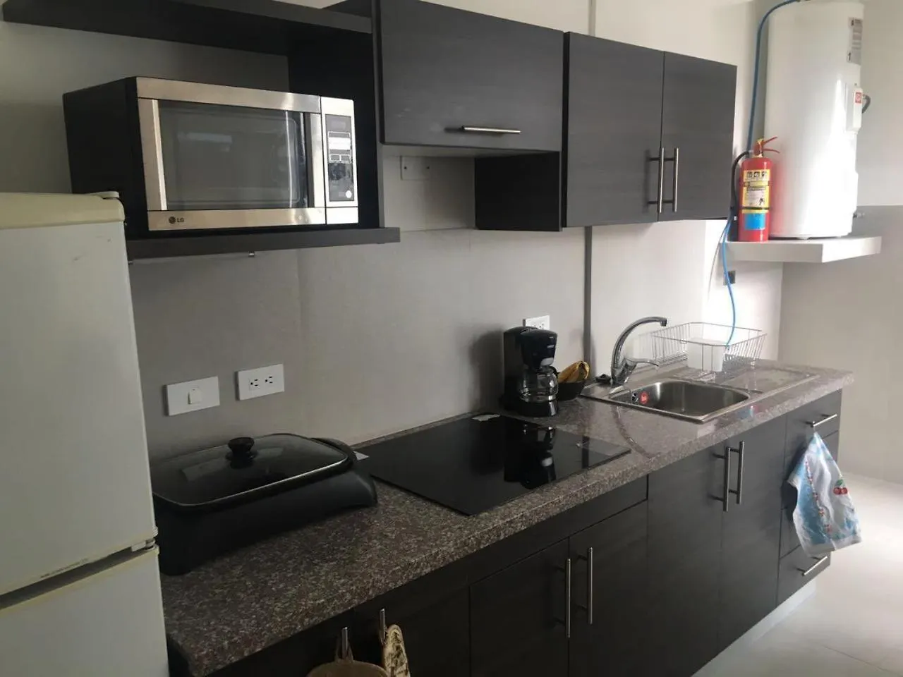 基多 Vicente Ramon Roca N21293 Y Leonidas Plaza酒店 厄瓜多尔