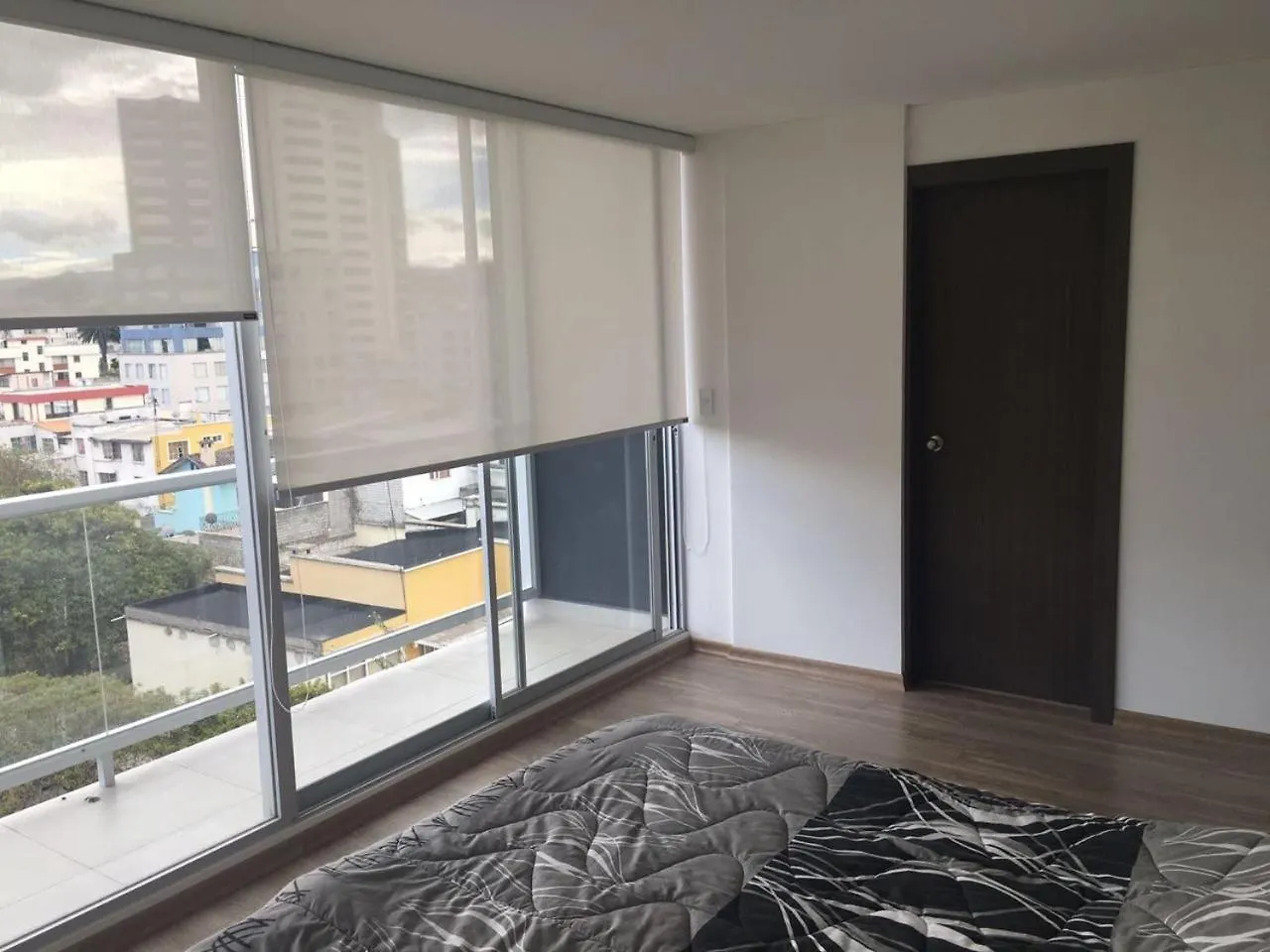 公寓 基多 Vicente Ramon Roca N21293 Y Leonidas Plaza酒店 厄瓜多尔