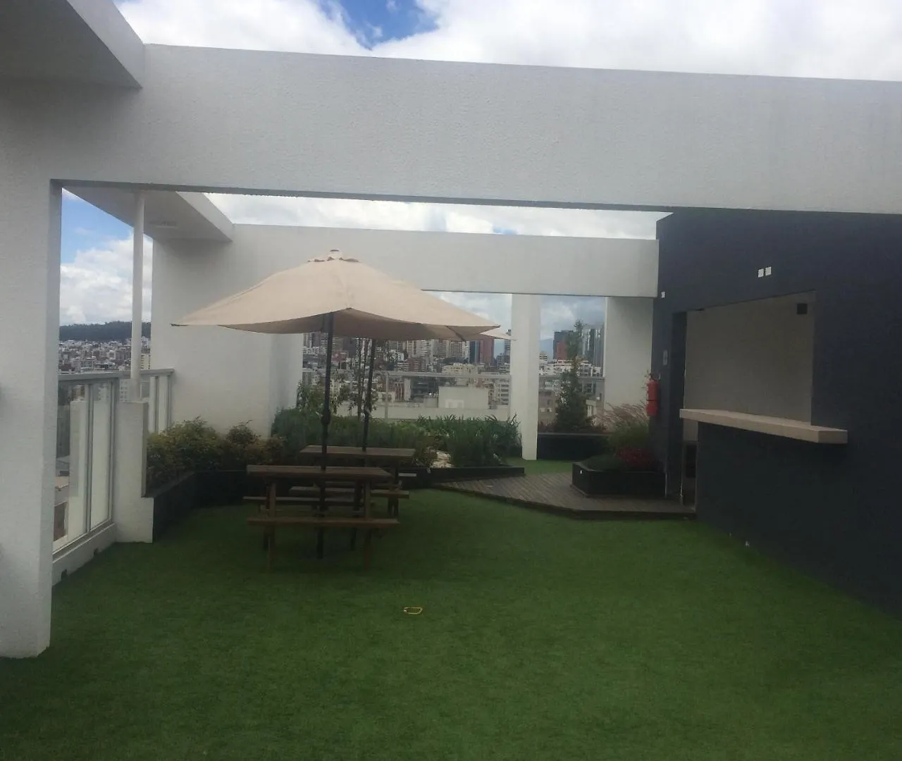 Vicente Ramon Roca N21293 Y Leonidas Plaza Hotel Quito 0*,  Ecuador